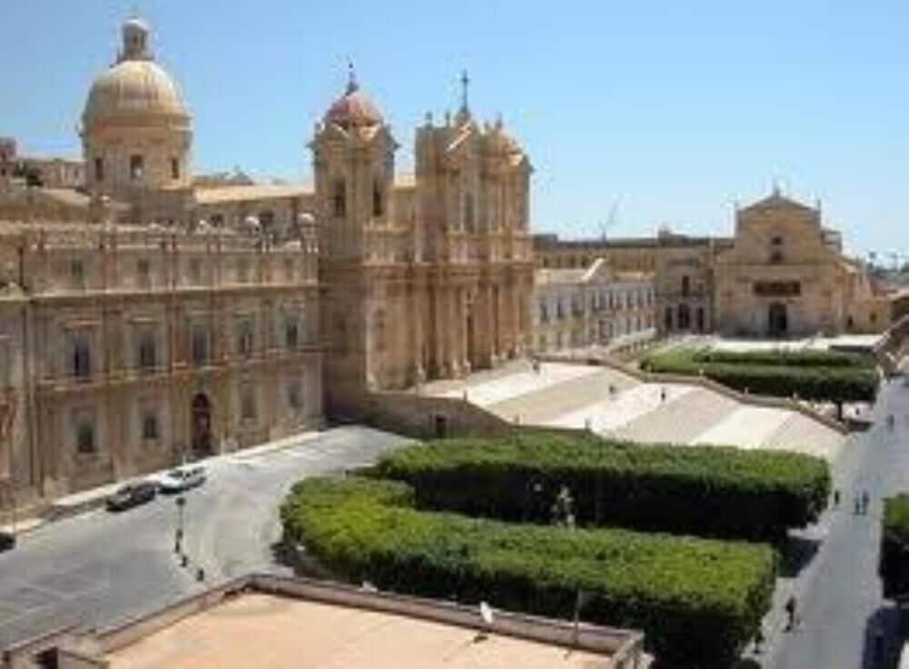 Casa Paolo In Val Di Noto Villa Калабернардо Екстериор снимка